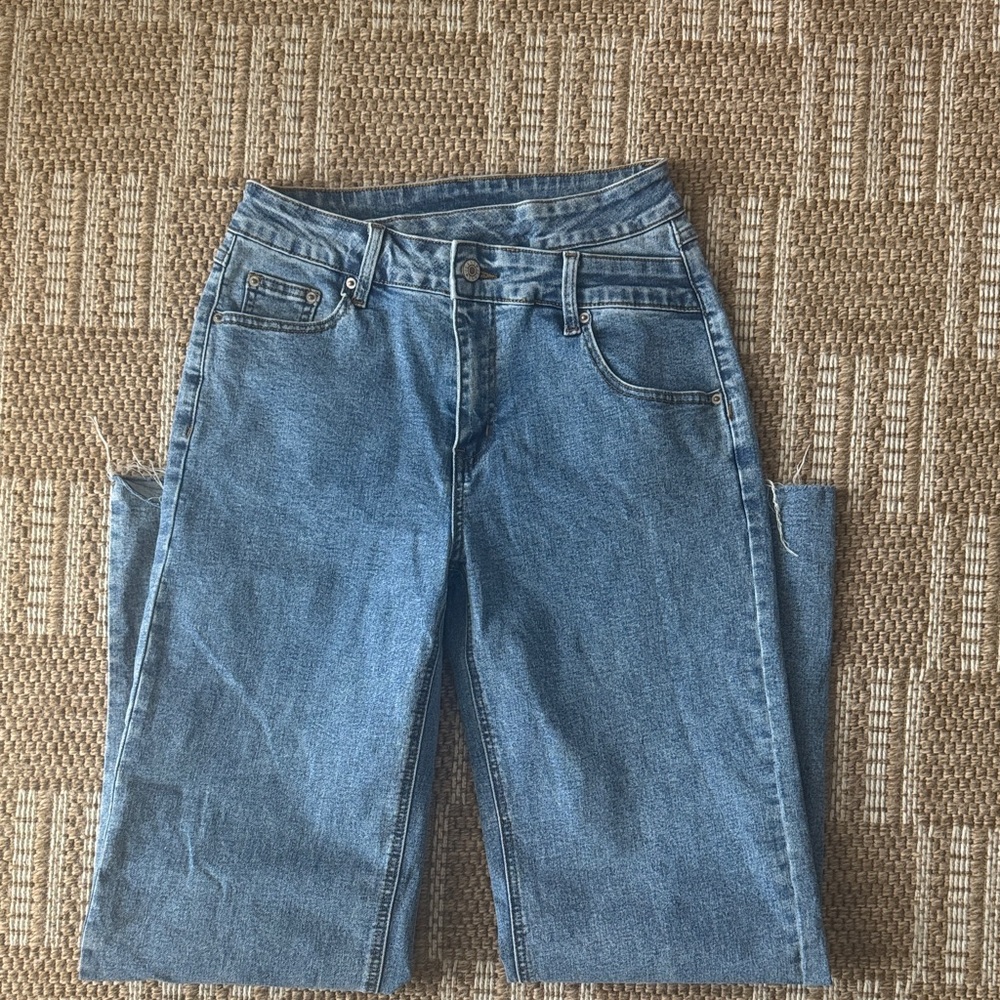 Criss cross button Classic Blue Women's Jeans